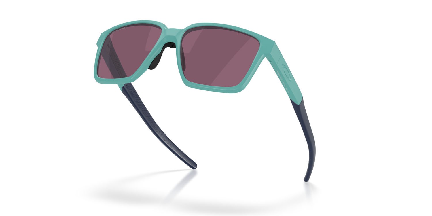 Occhiali da sole Oakley Actuator SQ OO 9430 (943008) colore pacifico opaco forma rettangolare lenti prizm road black