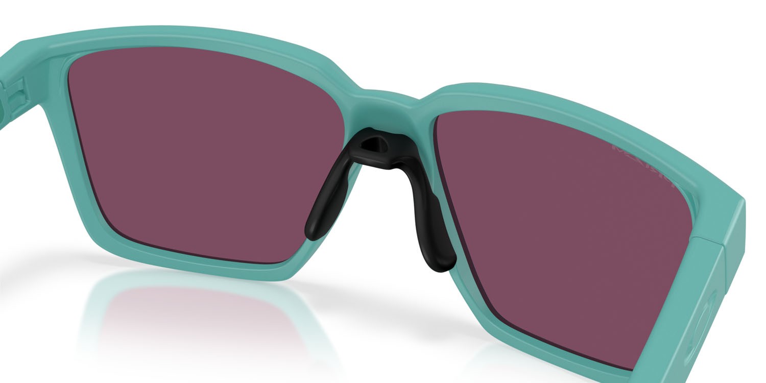 Occhiali da sole Oakley Actuator SQ OO 9430 (943008) colore pacifico opaco forma rettangolare lenti prizm road black