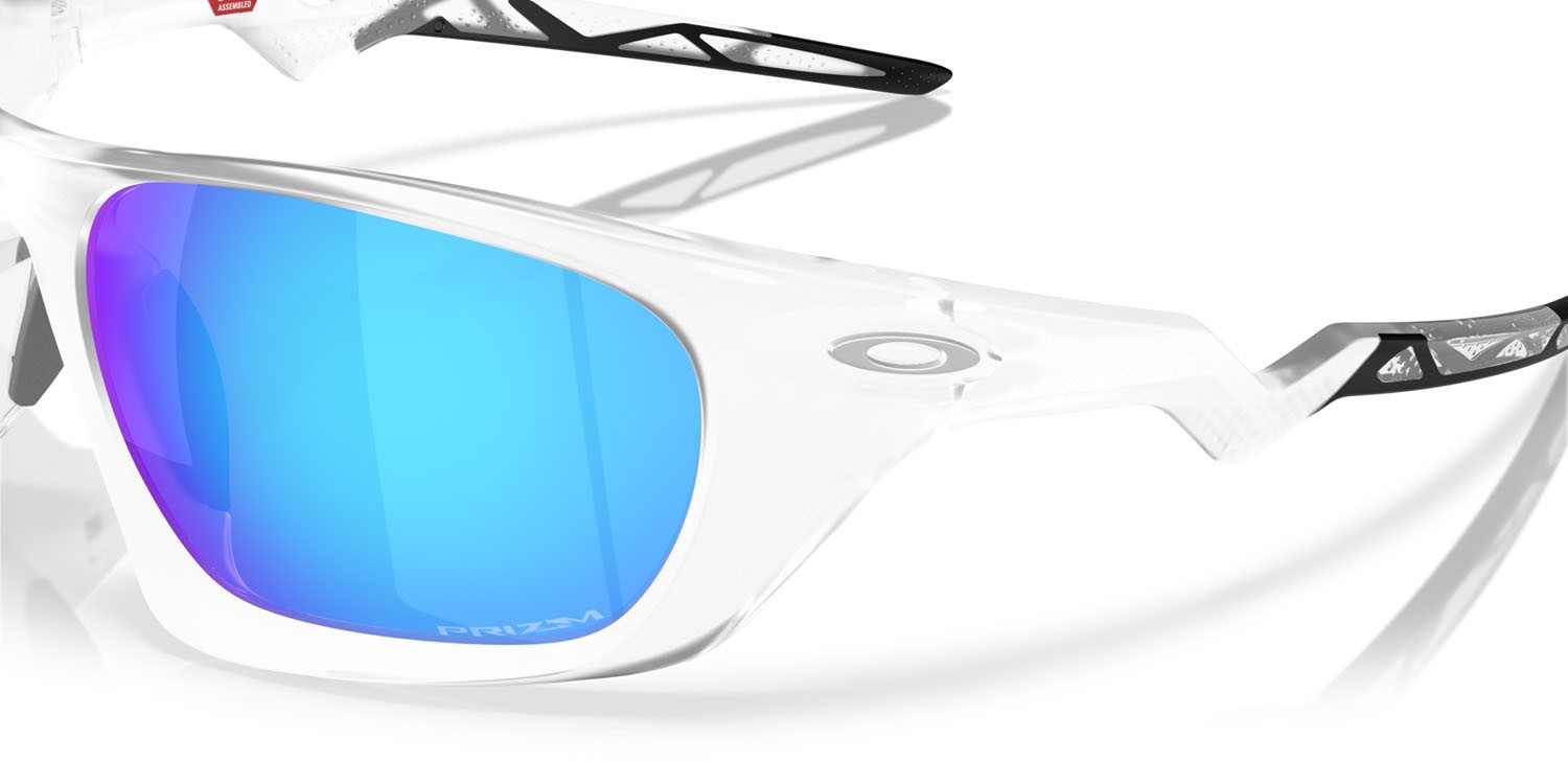 Occhiali da sole Oakley Lateralis OO 9431 (943106) colore trasparente opaco forma rettangolare lenti prizm sapphire