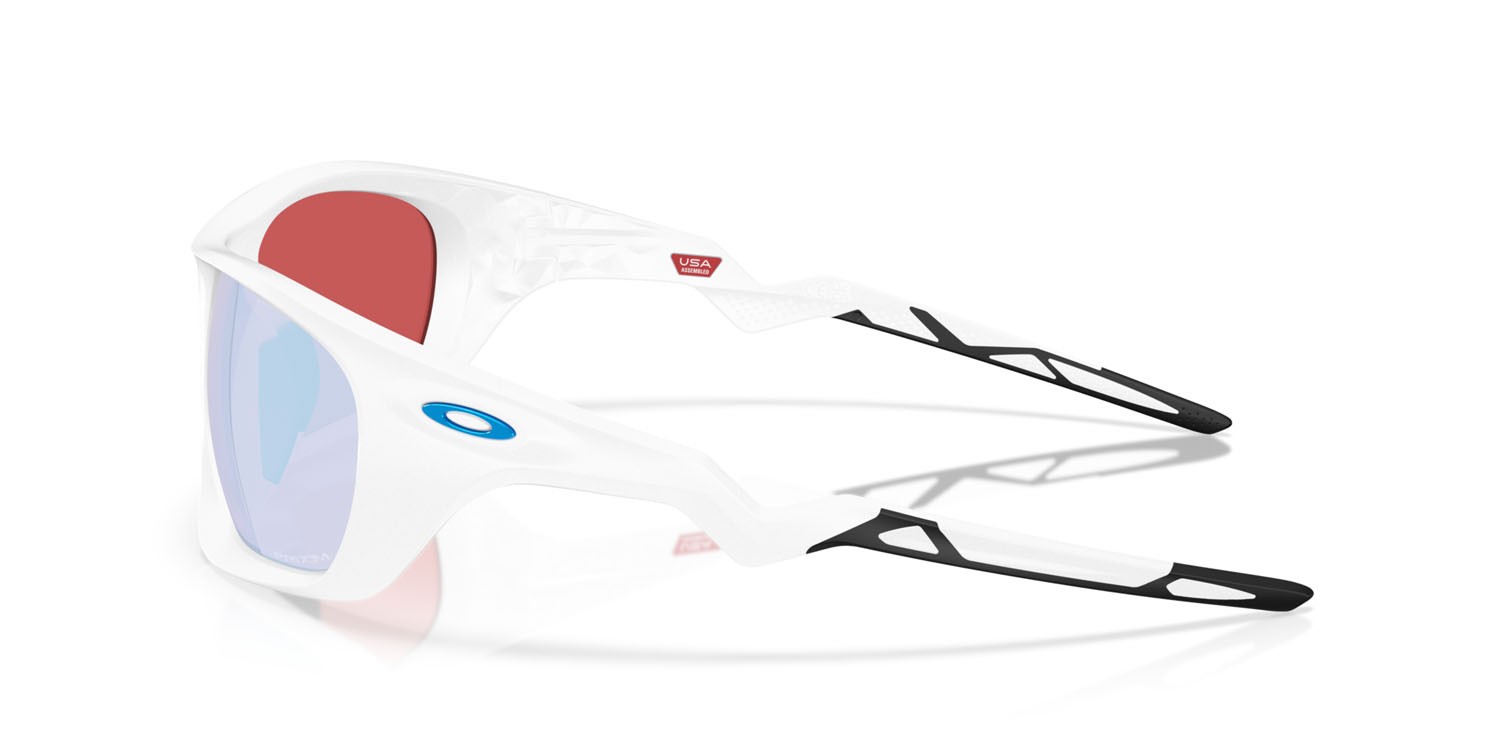 Occhiali da sole Oakley Lateralis OO 9431 (943109) colore bianco opaco forma rettangolare lenti prizm snow sapphire