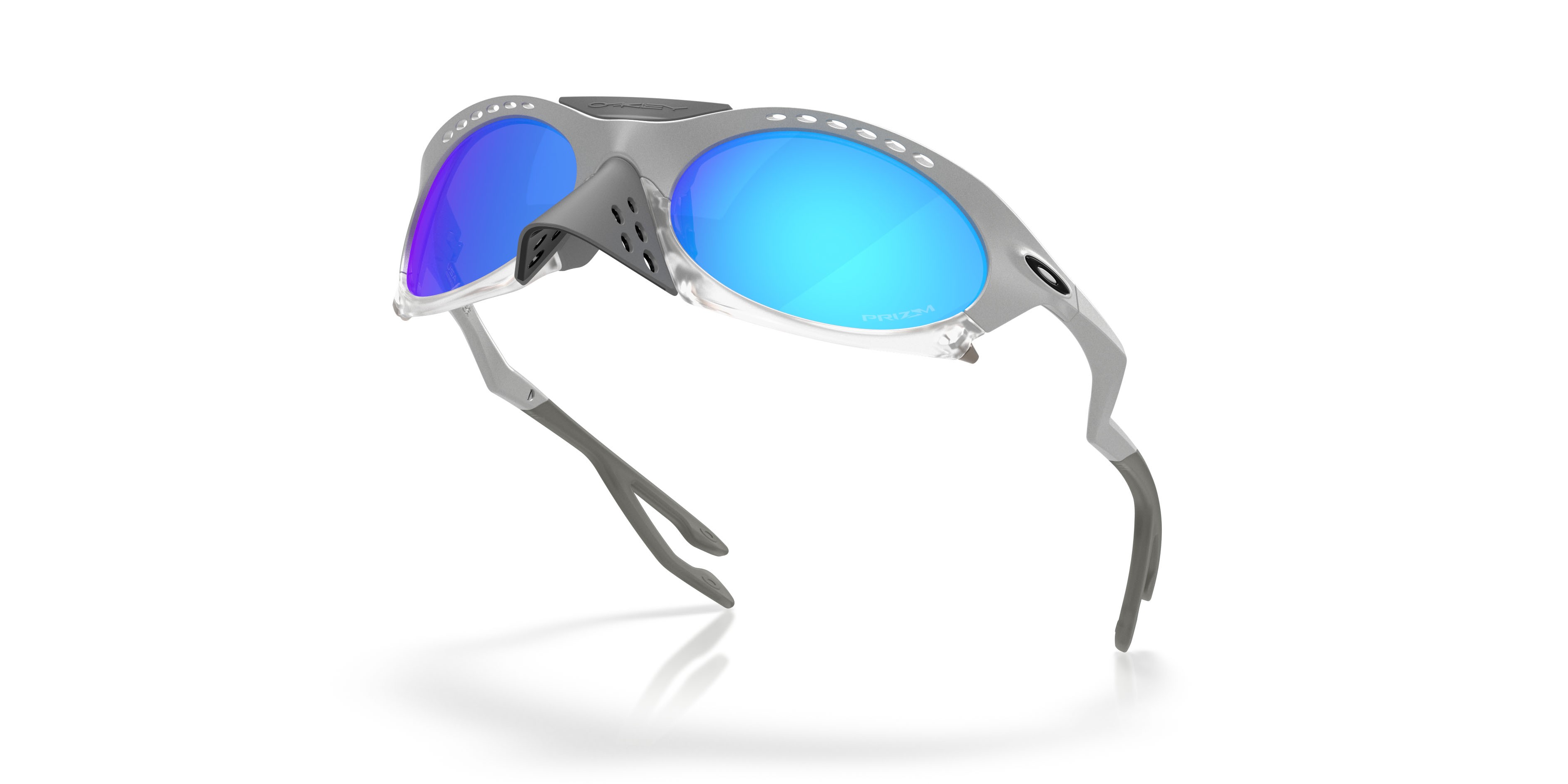 Sonnenbrillen Oakley Plantaris OO 9437 (943713) farbe x-silver form oval gläser prizm sapphire