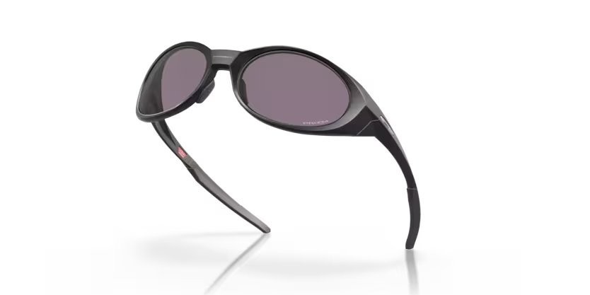 Occhiali da sole Oakley Eyejacket redux OO 9438 (943801) colore matte black forma rettangolare lenti prizm grey