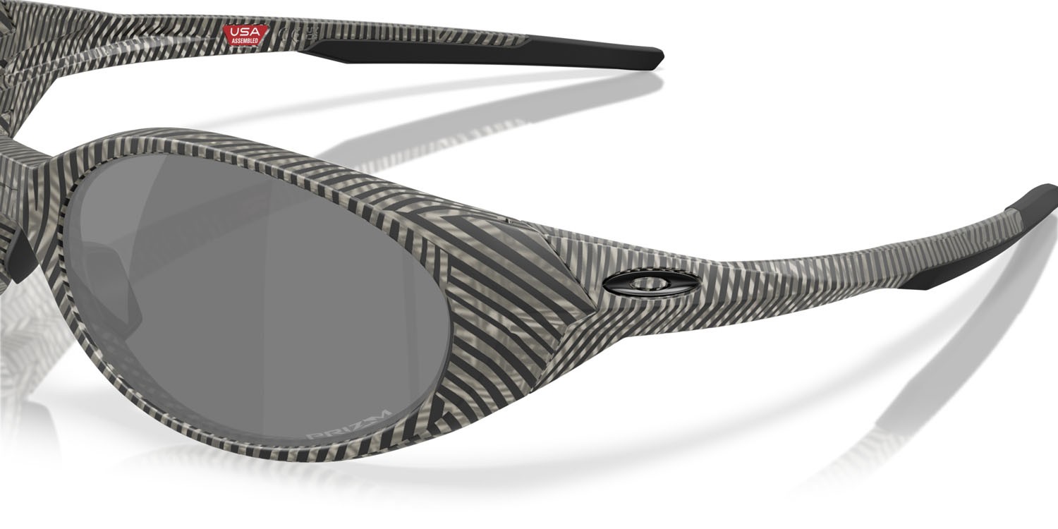 Sonnenbrillen Oakley Eyejacket Redux OO 9438 (943827) farbe inchiostro grigio opaco impronta digitale form rechteckig gläser prizm black