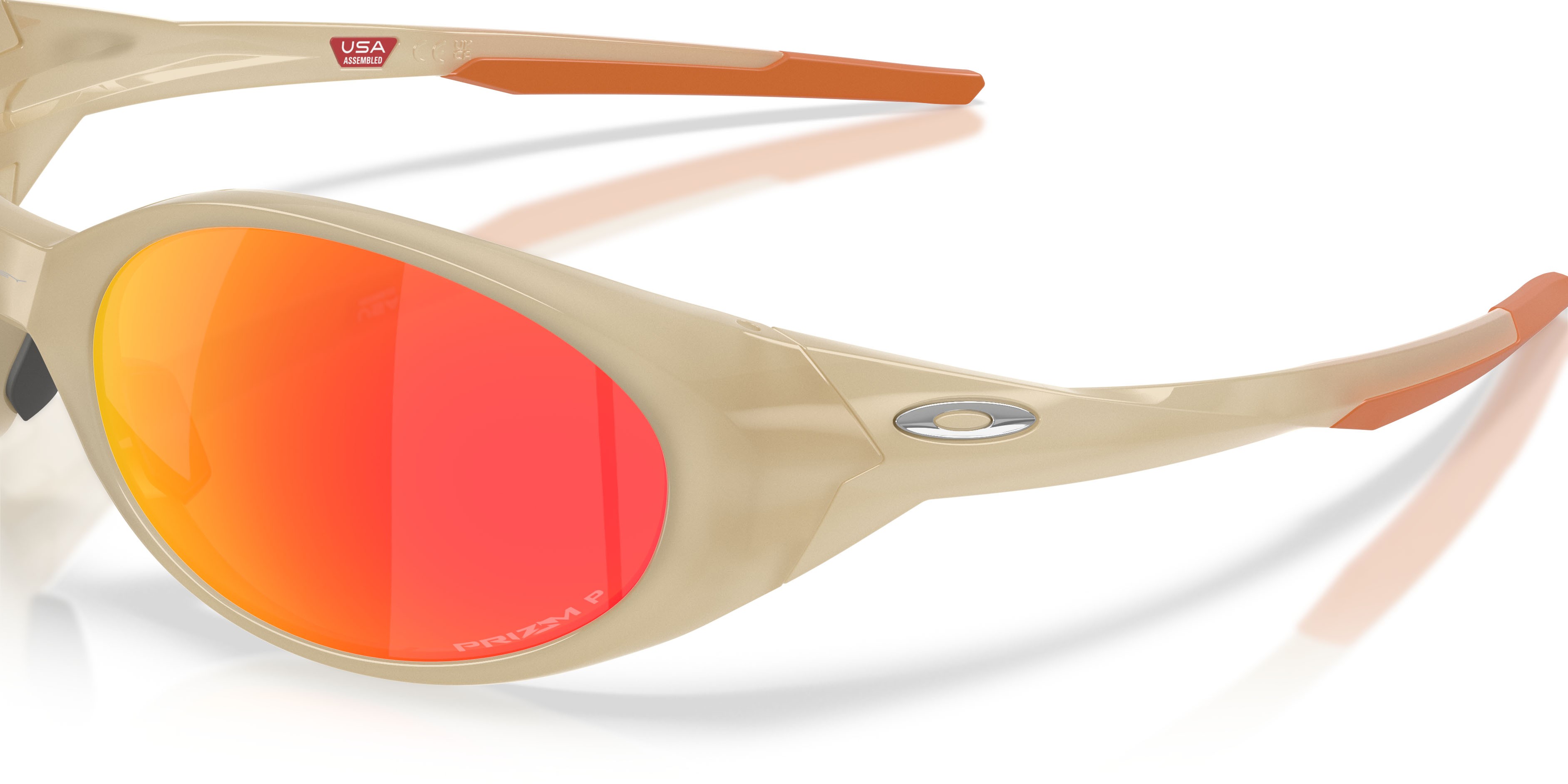 Occhiali da sole Oakley Eyejacket Redux OO 9438 (943834) colore tempesta di sabbia forma rettangolare lenti prizm ruby polarized