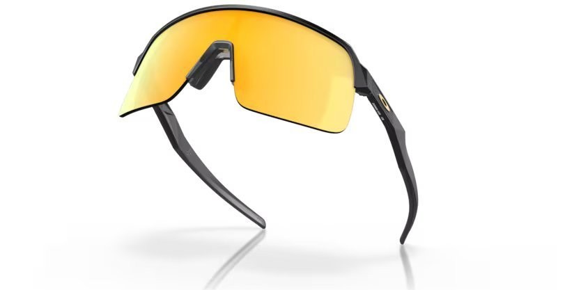 Occhiali da sole Oakley Sutro lite OO 9463 (946313) colore matte carbon forma rettangolare lenti prizm 24k