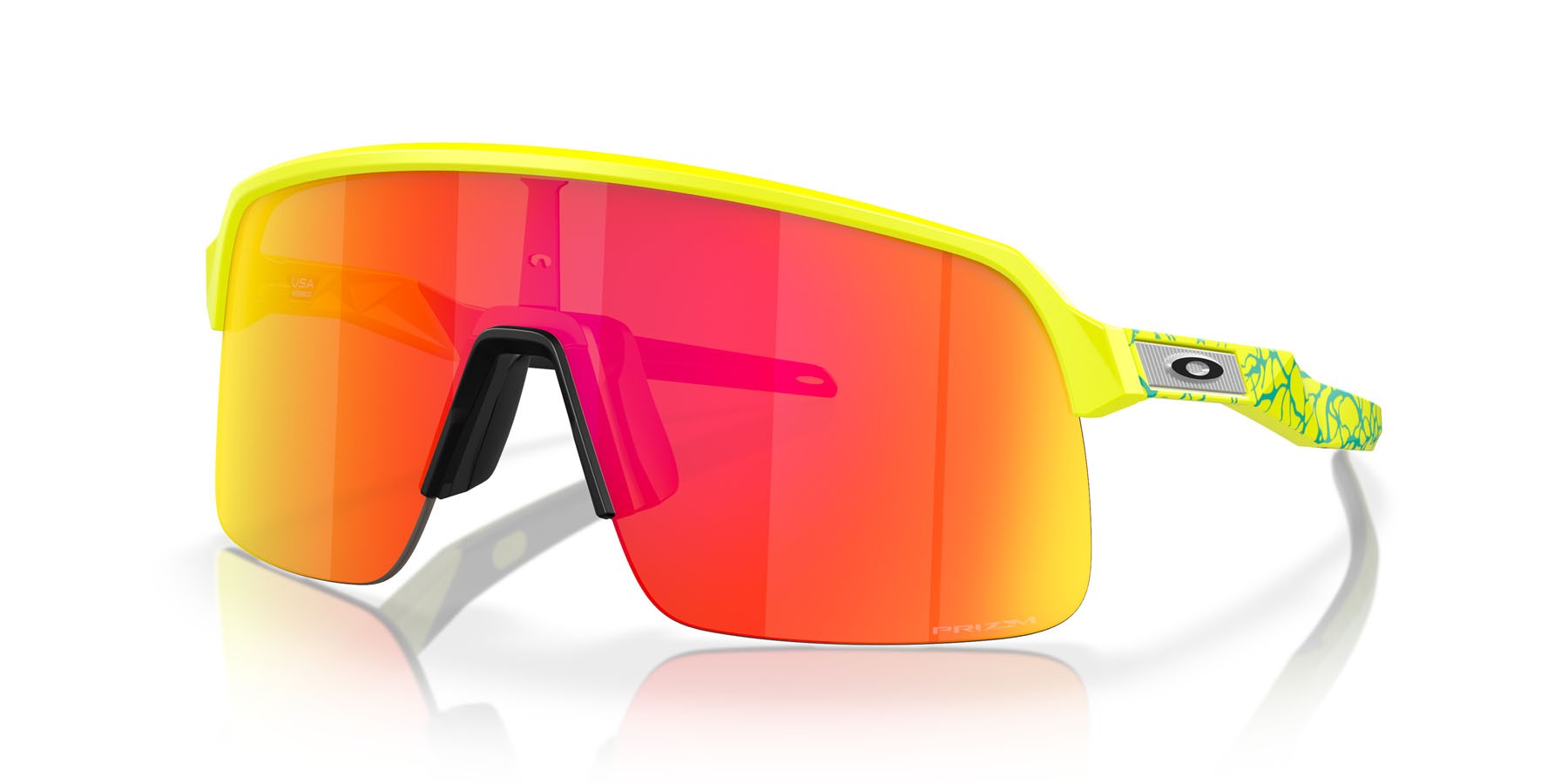 Sonnenbrillen Oakley Sutro Lite OO 9463 (946367) farbe giallo ottico opaco form maske gläser prizm ruby