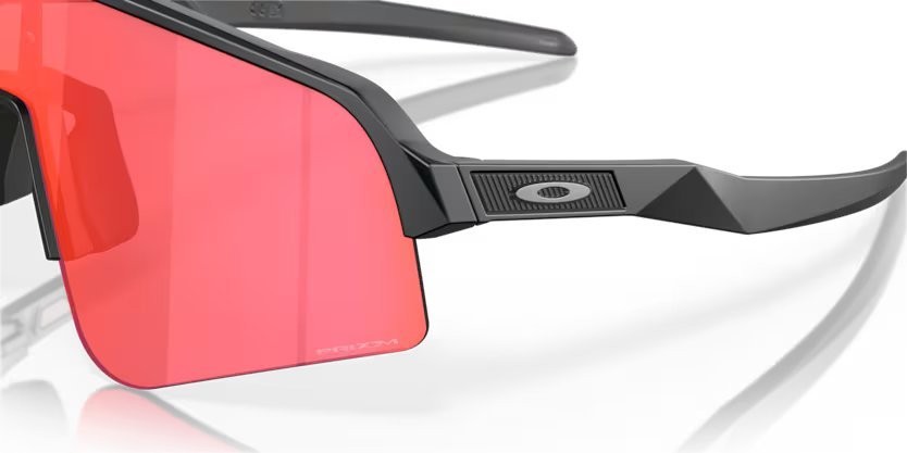 Sonnenbrillen Oakley Sutro Lite Sweep OO 9465 (946502) farbe matte carbon form rechteckig gläser prizm trail torch