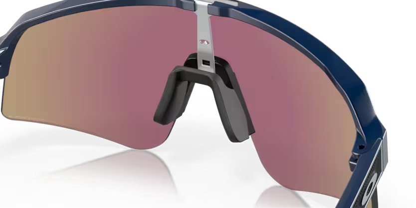 Occhiali da sole Oakley Sutro Lite Sweep OO 9465 (946505) colore matte navy forma rettangolare lenti prizm sapphire