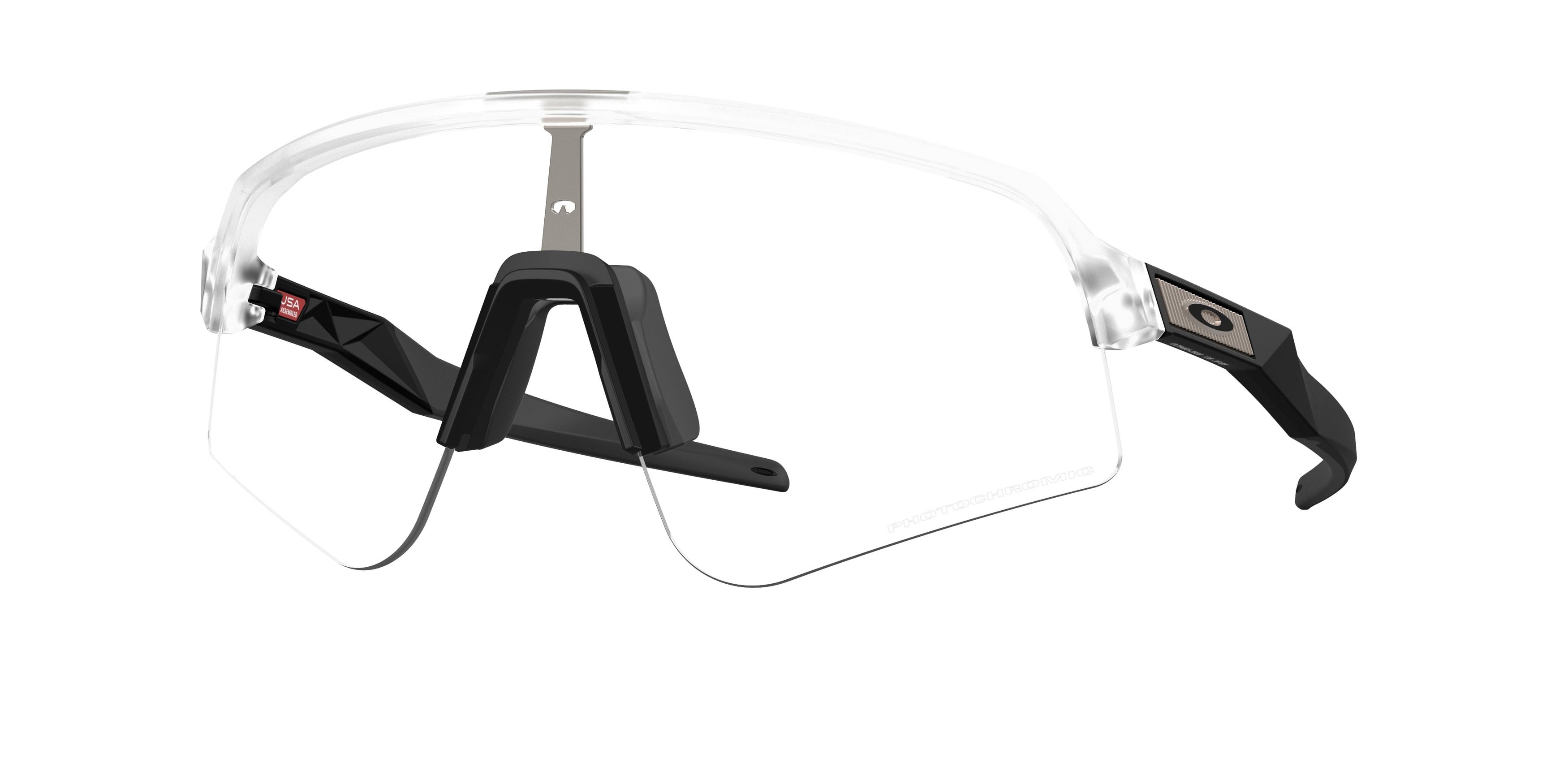 Occhiali da sole Oakley Sutro Lite Sweep OO 9465 (946539) colore trasparente opaco forma mask lenti clear to black iridium photochromic