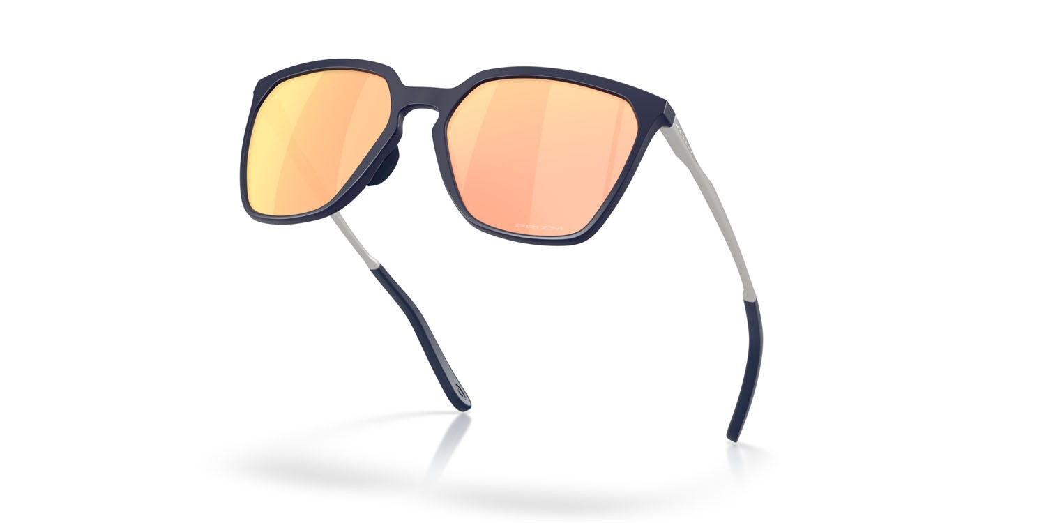 Sonnenbrillen Oakley Sielo SQ OO 9480 (948007) farbe blu navy opaco form rechteckig gläser prizm rose gold