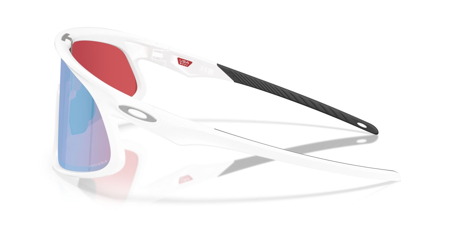 Sonnenbrillen Oakley RSLV OO 9484D (948408) farbe bianco opaco form rechteckig gläser prizm snow sapphire