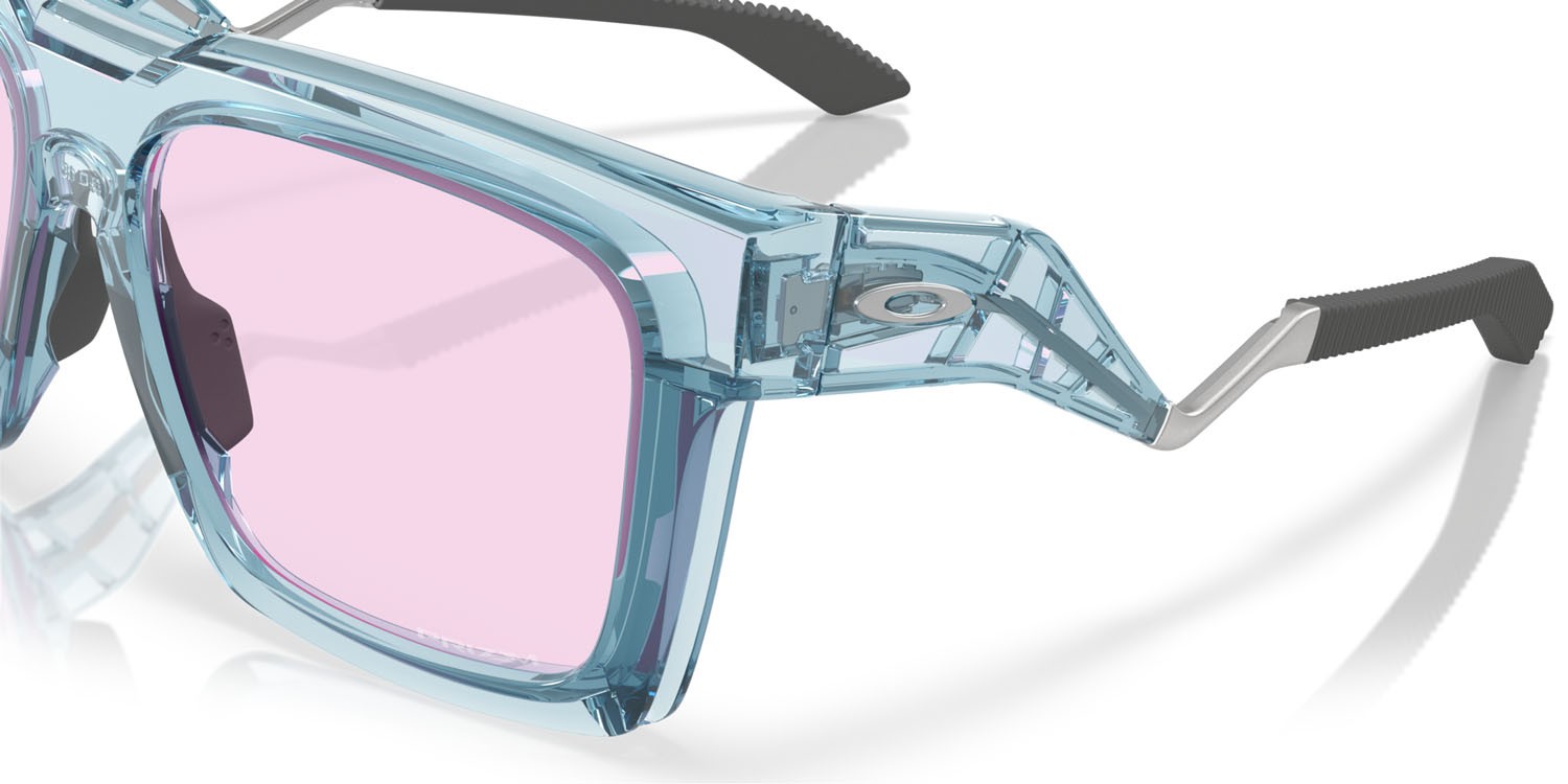 Occhiali da sole Oakley Enigma Ink OO 9485 (948503) colore stonewash trasparente lucido forma quadrato lenti prizm low light