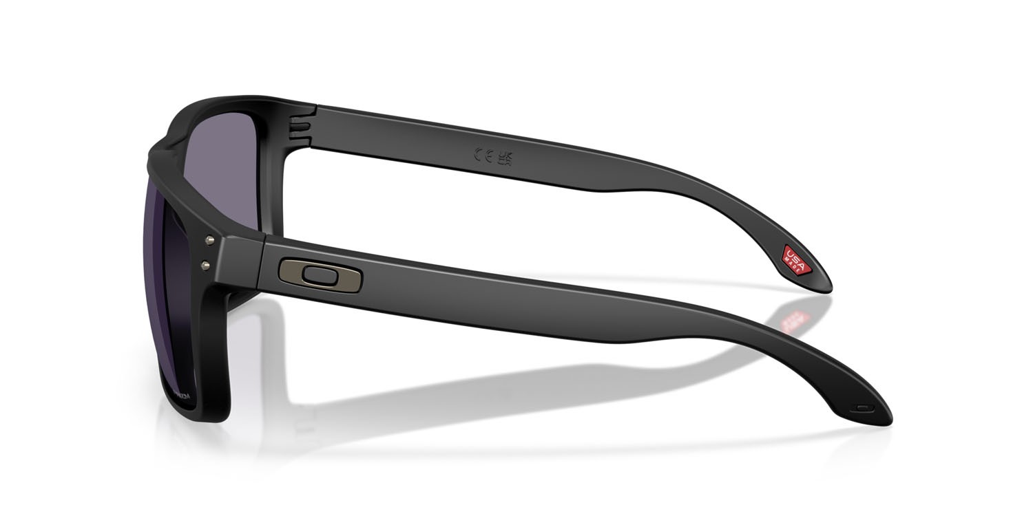 Sonnenbrillen Oakley Holbrook XXL OO 9487 (948701) farbe nero opaco form rechteckig gläser prizm grey