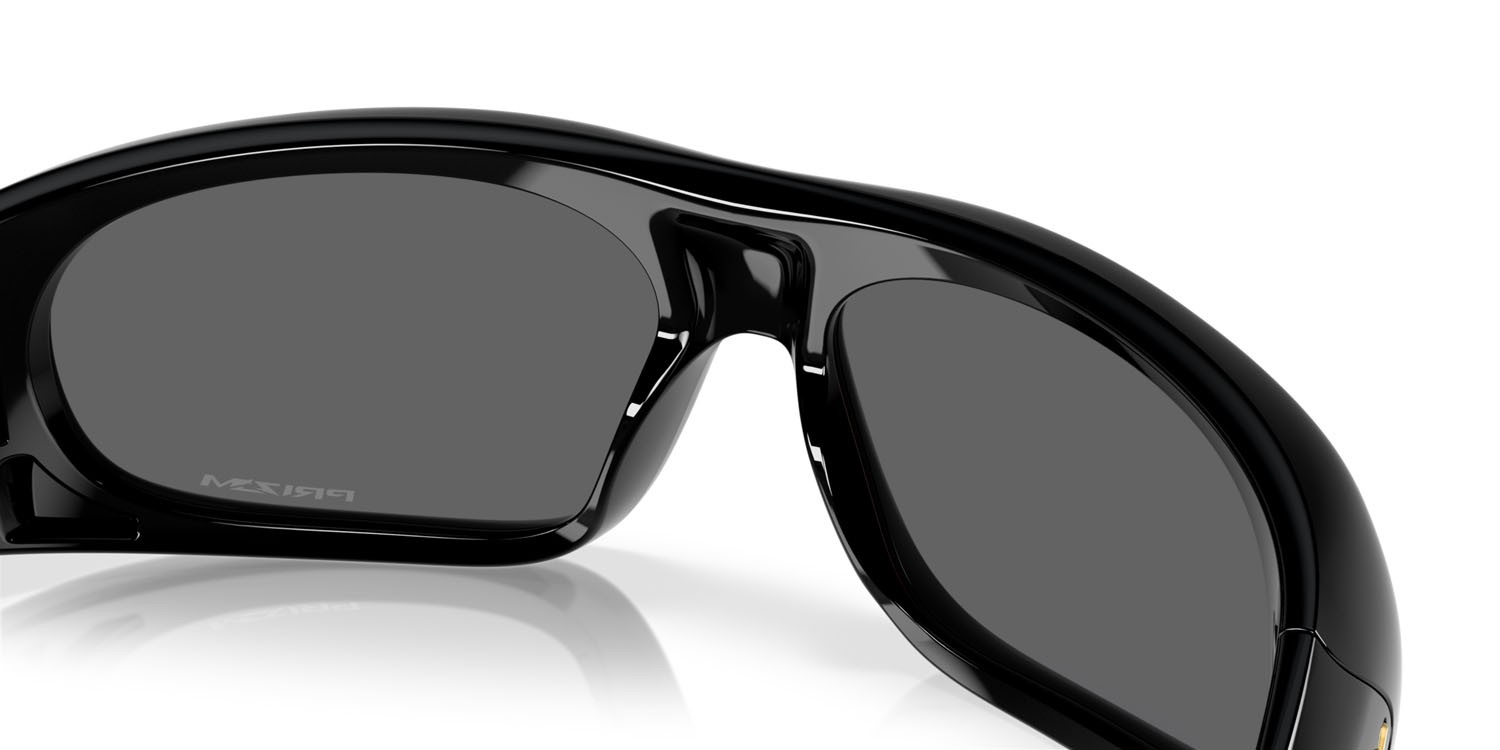 Occhiali da sole Oakley Belleville OO 9491 (949101) colore nero lucido forma rettangolare lenti prizm black