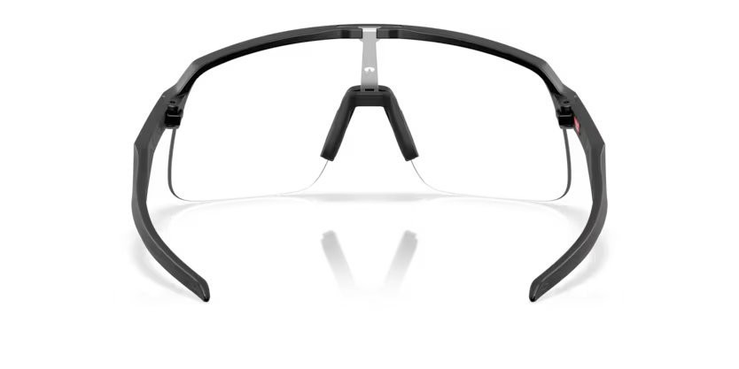 Sonnenbrillen Oakley Sutro Lite S OO 9496 (949607) farbe nero opaco form rechteckig gläser clear to black iridium photochromic