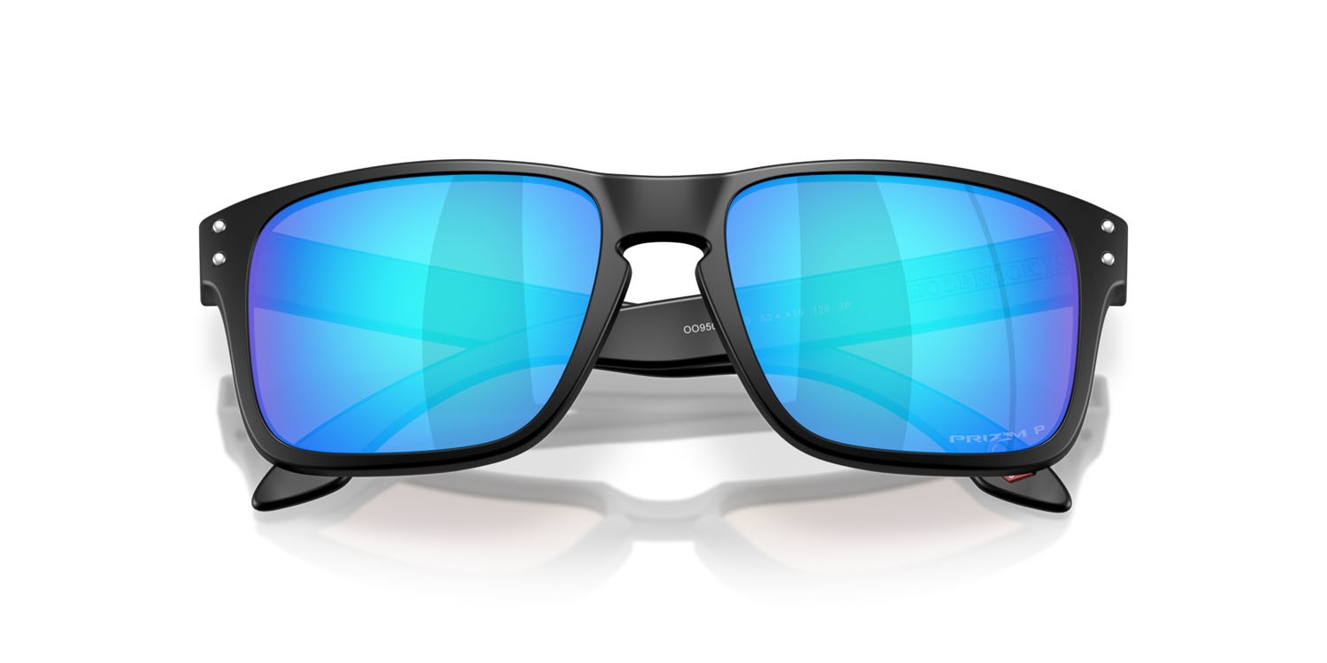 Occhiali da sole Oakley Holbrook S OO 9509 (950904) colore nero opaco forma quadrato lenti prizm sapphire polarized