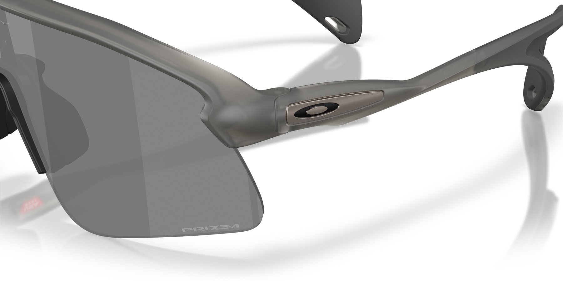 Sonnenbrillen Oakley Stunt Devil S OO 9518 (951801) farbe grigio fumo form rechteckig gläser prizm black