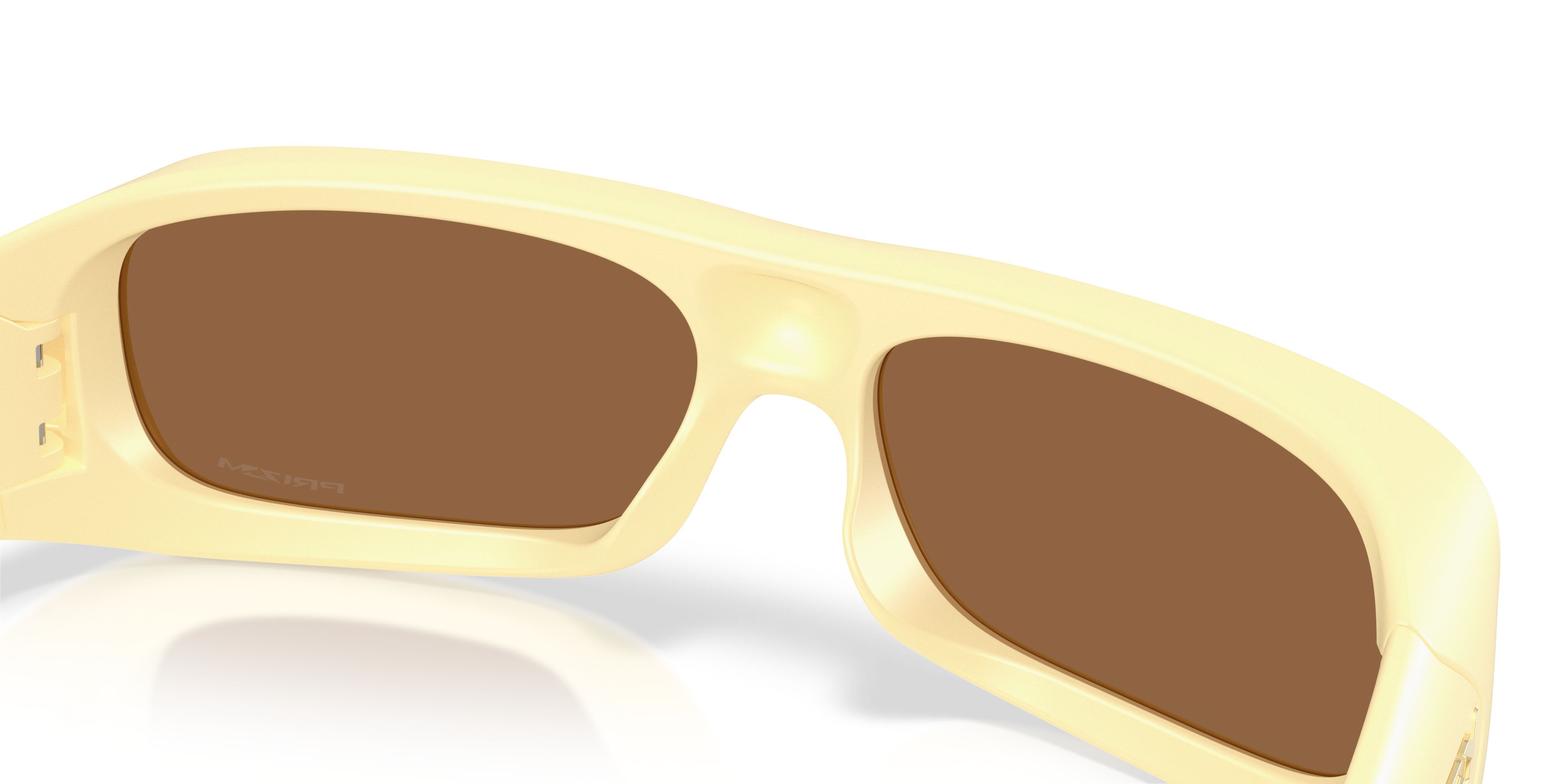 Sonnenbrillen Oakley Permian OO 9520 (952006) farbe milkshake giallo opaco form rechteckig gläser prizm bronze
