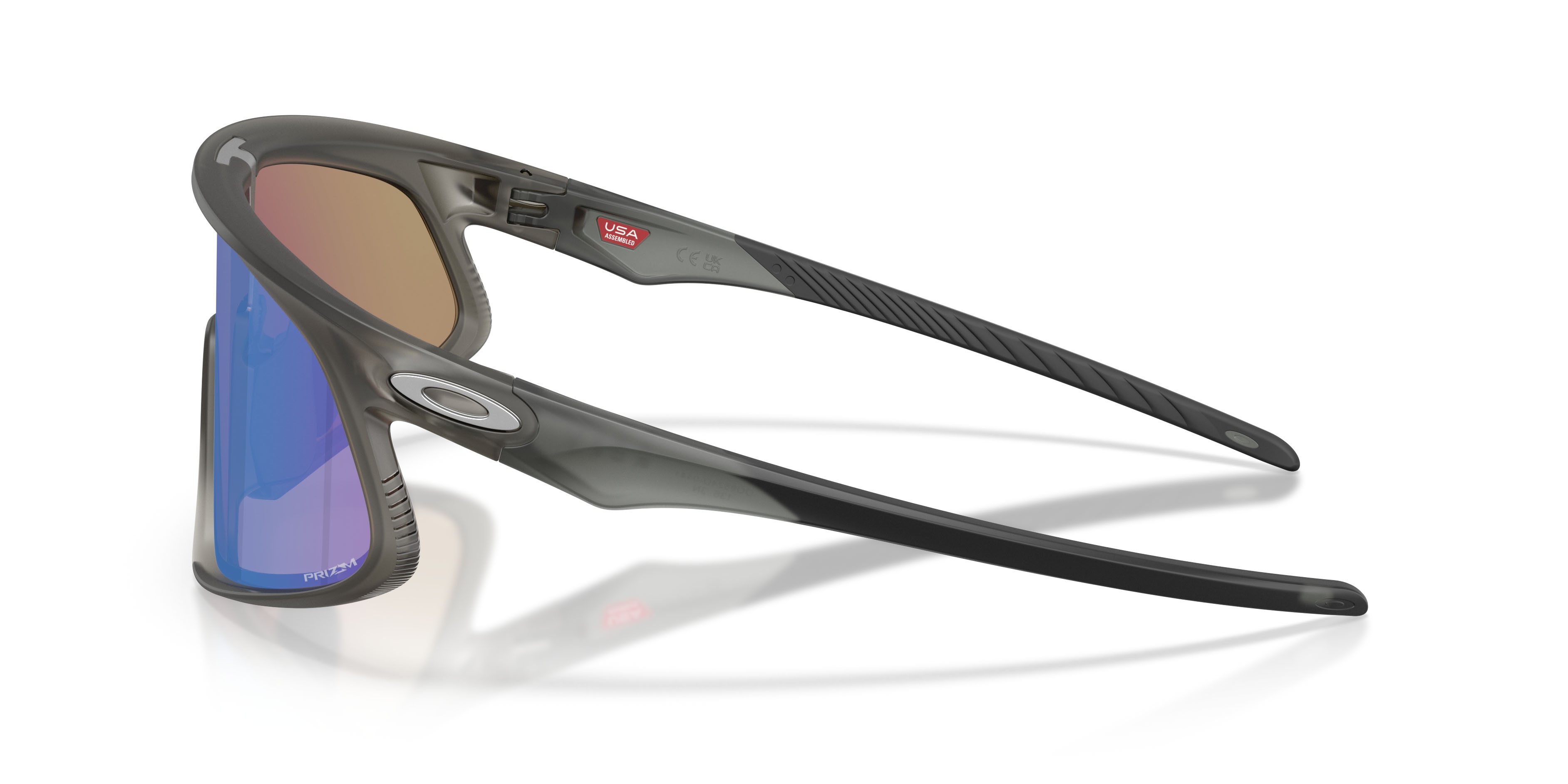 Sonnenbrillen Oakley Rslv 141 OO 9524D (952404) farbe grigio fumo opaco form rechteckig gläser prizm sapphire