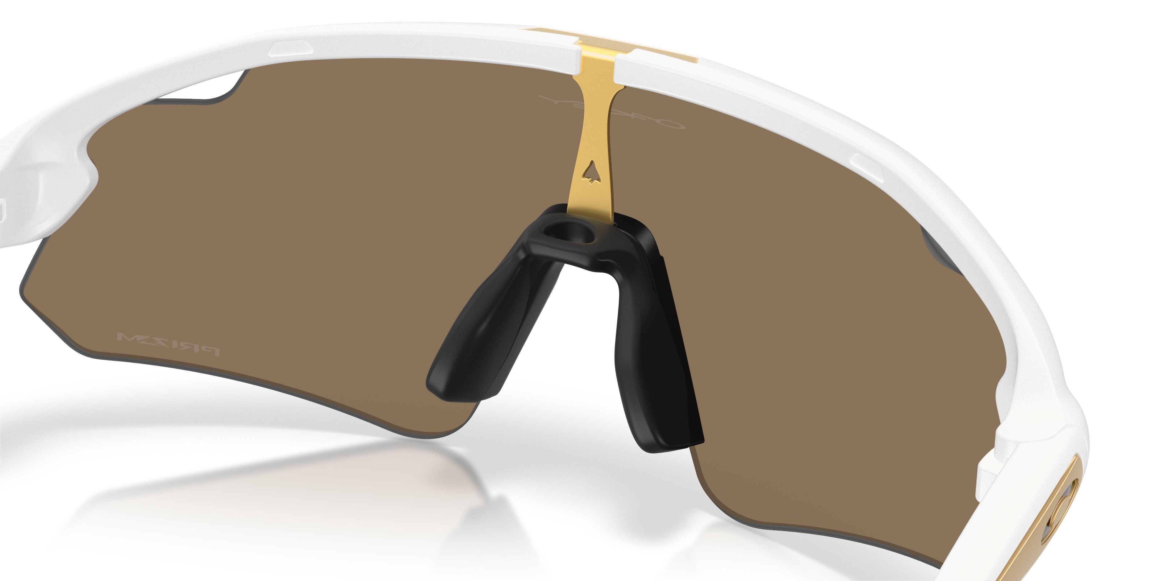 Sonnenbrillen Oakley Stunt Devil A OO 9525 (952508) farbe bianco opaco form rechteckig gläser prizm 24k