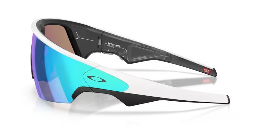 Occhiali da sole Oakley Meta AI Glasses Vanguard OW 8001 (800106) colore bianco forma rettangolare lenti prizm sapphire