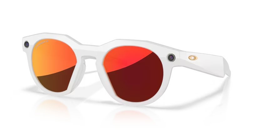 Occhiali da sole Oakley Meta AI Glasses HSTN OW 8002 (800204) colore grigio caldo forma rotondo lenti prizm ruby