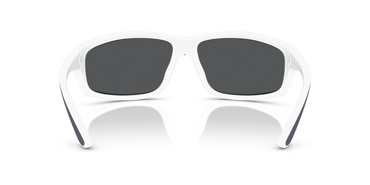 Occhiali da sole Polo PH 4227U (547155) colore bianco opaco/blu forma rettangolare lenti grigio blu specchiato