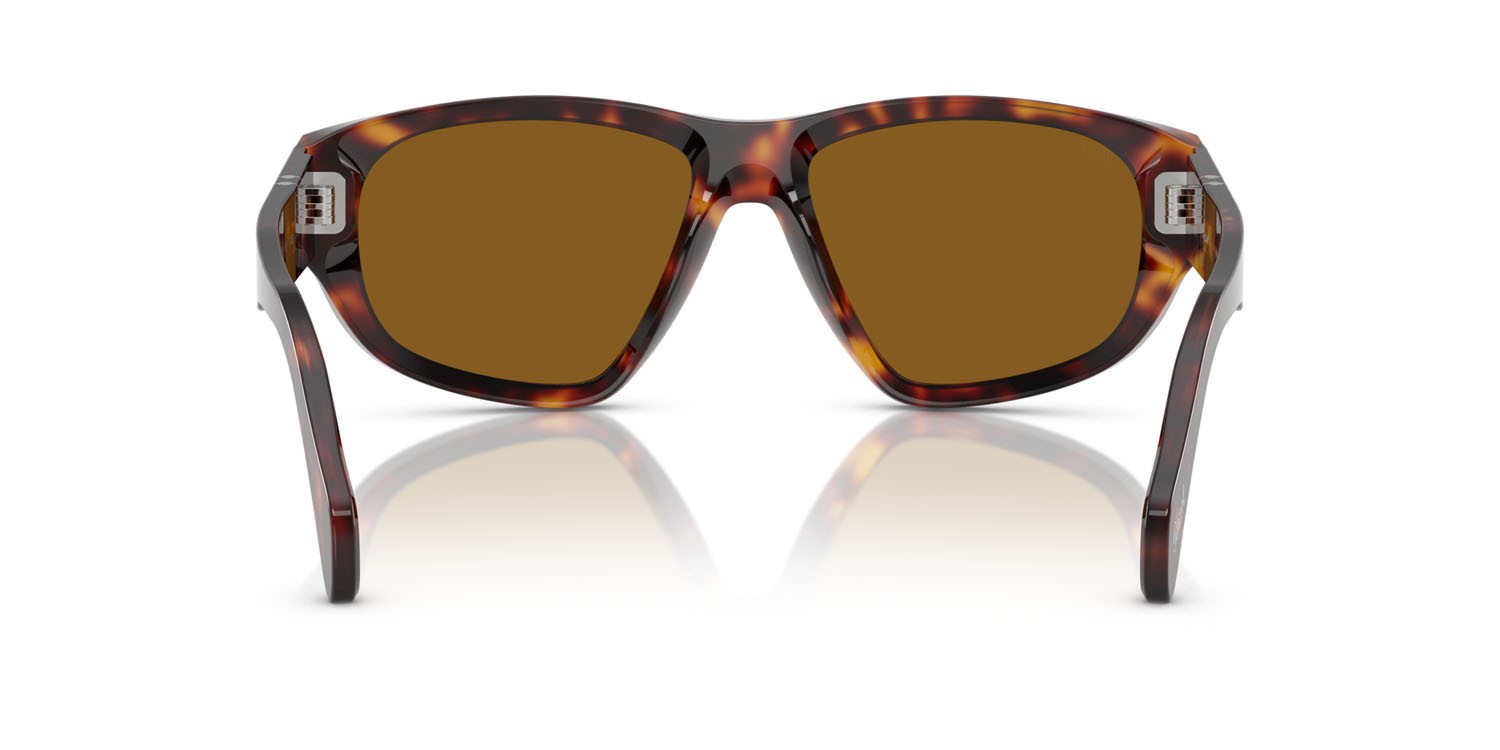 Occhiali da sole Persol PO 0050S (24/33) colore havana forma irregolare lenti marrone