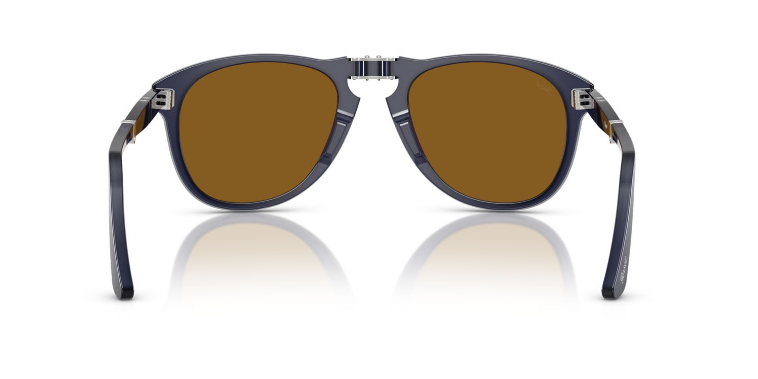 Occhiali da sole Persol Folding PO 0714 (121733) colore blu notte perlaceo forma aviator lenti marrone