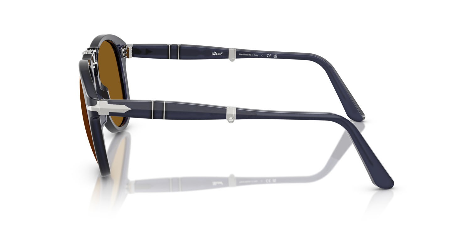 Occhiali da sole Persol Folding PO 0714 (121733) colore blu notte perlaceo forma aviator lenti marrone