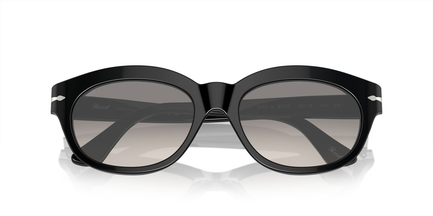 Sonnenbrillen Persol PO 3250S (95/32) farbe nero form rechteckig gläser sfumato grigio