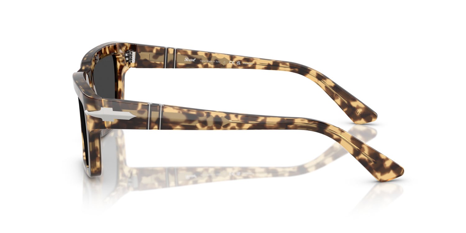 Occhiali da sole Persol PO 3363S (105648) colore marrone beige tartarugato forma rettangolare lenti polar nera