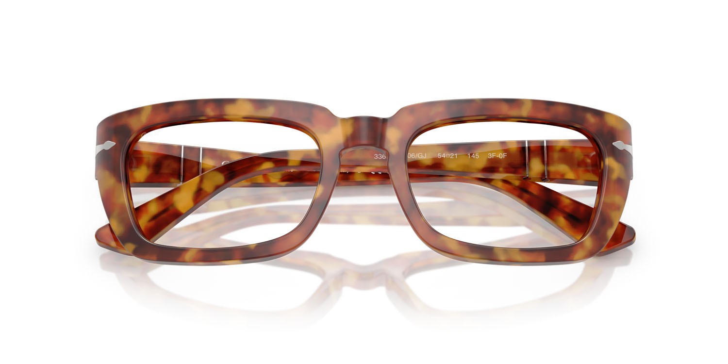 Occhiali da sole Persol PO 3367S (106/GJ) colore tartarugato marrone forma quadrato lenti transitions 8 verde