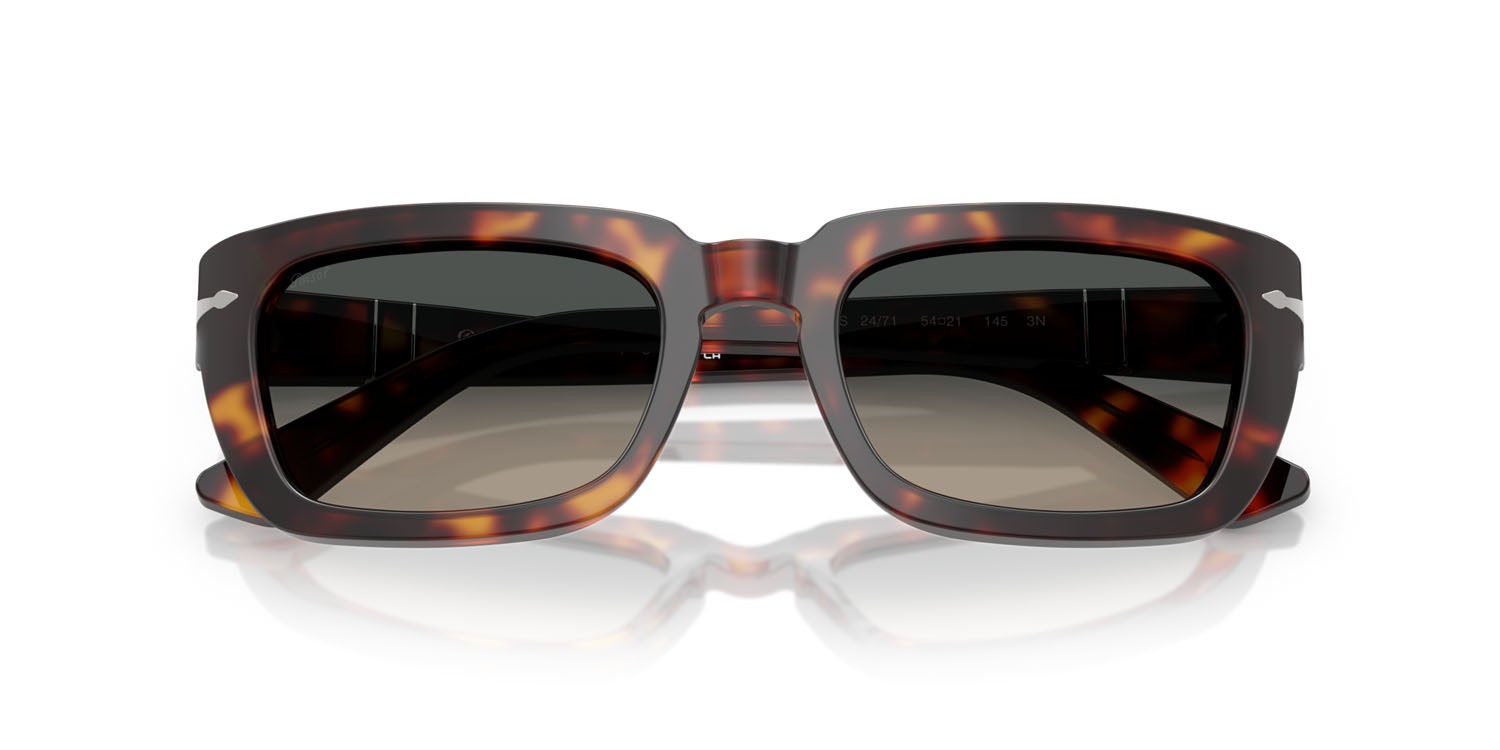 Occhiali da sole Persol PO 3367S (24/71) colore havana forma quadrato lenti grigio chiaro sfumato grigio scuro