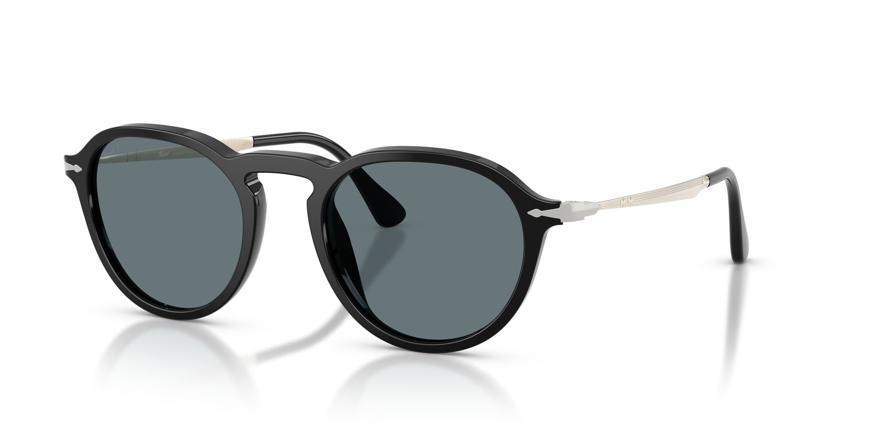 Occhiali da sole Persol PO 3383S (95/3R) colore nero forma pantos lenti polar grigio scuro