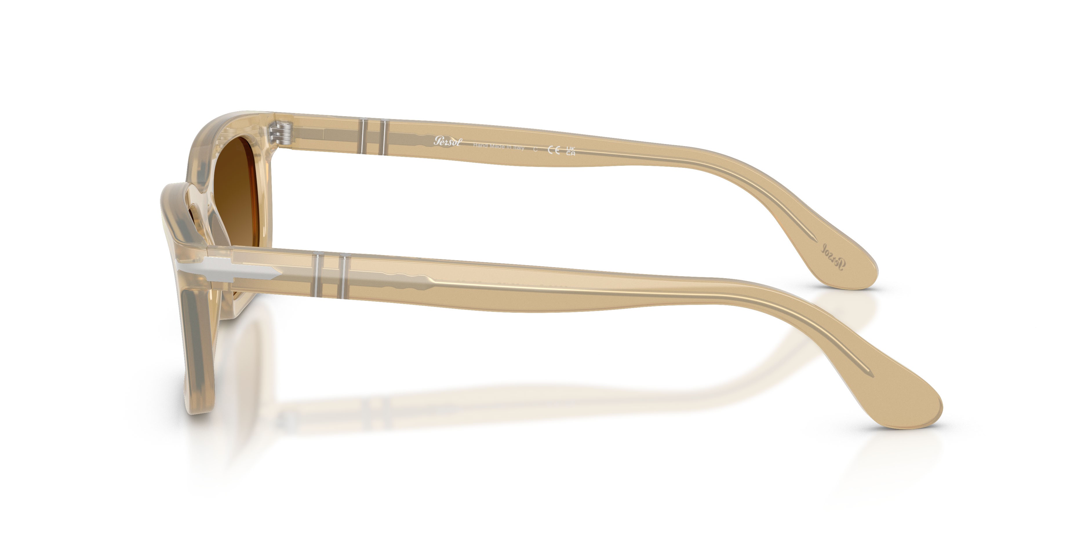 Occhiali da sole Persol PO 3396S (116985) colore beige opalino forma rettangolare lenti marrone chiaro sfumato marrone scuro