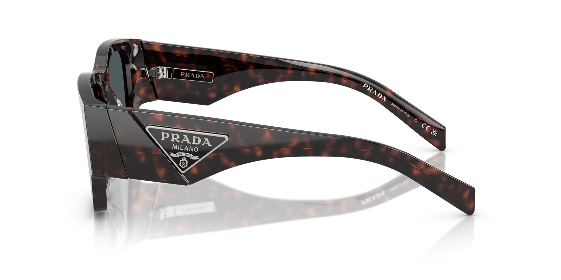 Occhiali da sole Prada PR 10ZS (17N70B) colore root tartarugato forma quadrato lenti grigio scuro