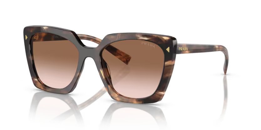 Sunglasses Prada PR 23ZS (07R0A6) color caramello tartarugato shape square lenses marrone sfumato