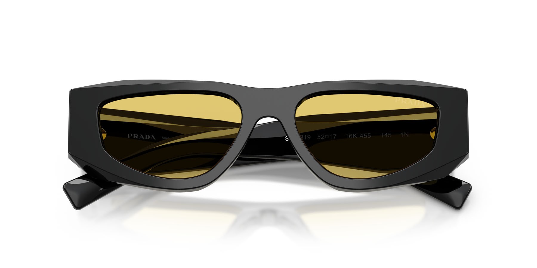 Occhiali da sole Prada PR B19S (16K455) colore nero forma quadrato lenti giallo