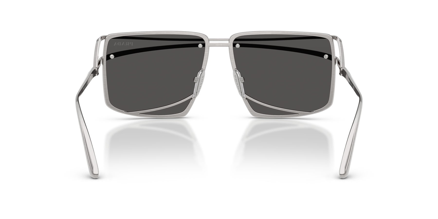 Occhiali da sole Prada PR C55S (28C08Z) colore argento vintage forma irregolare lenti grigio scuro