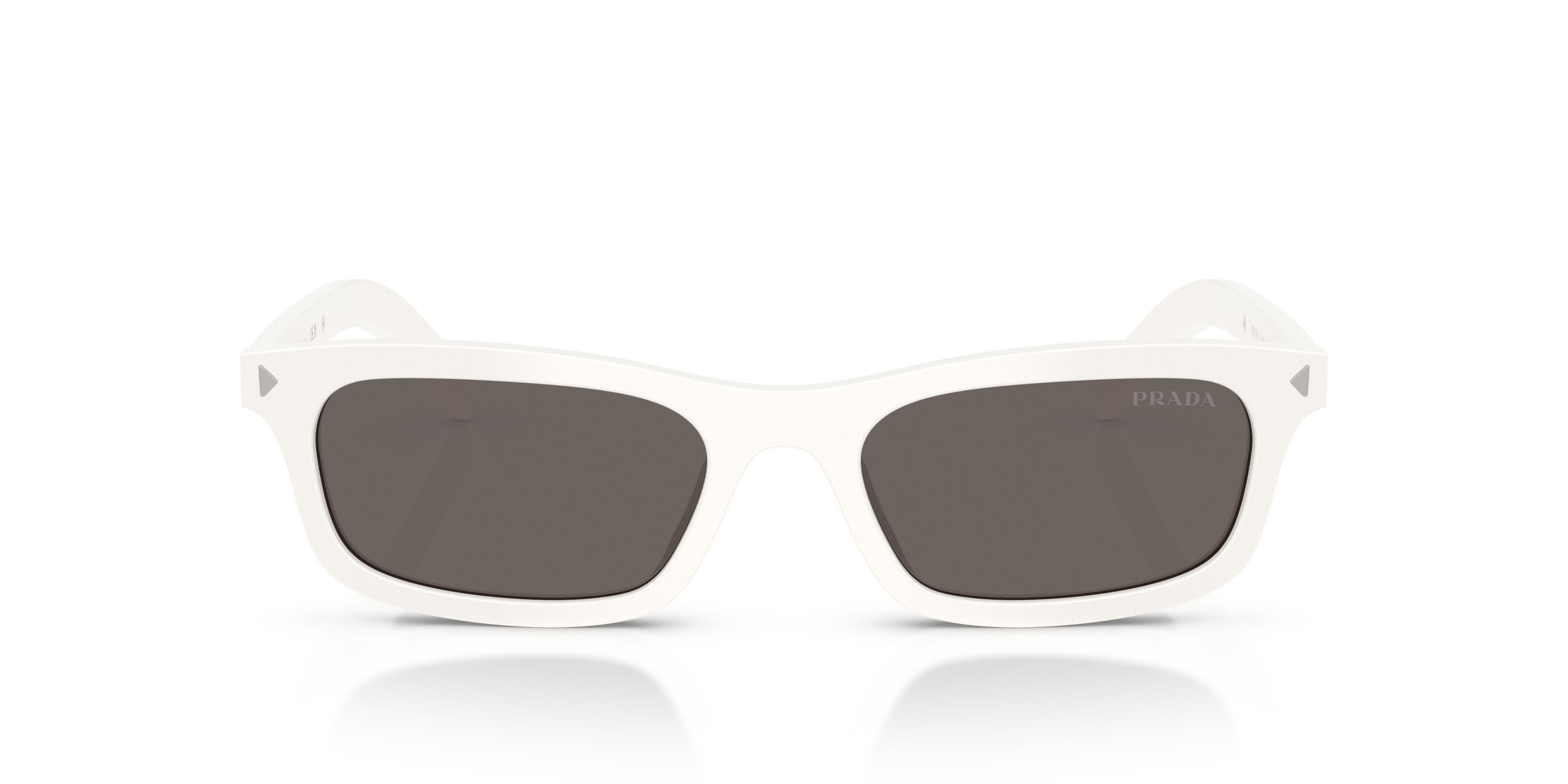 Occhiali da sole Prada PR D05S (17K731) colore bianco talco forma quadrato lenti grigio scuro