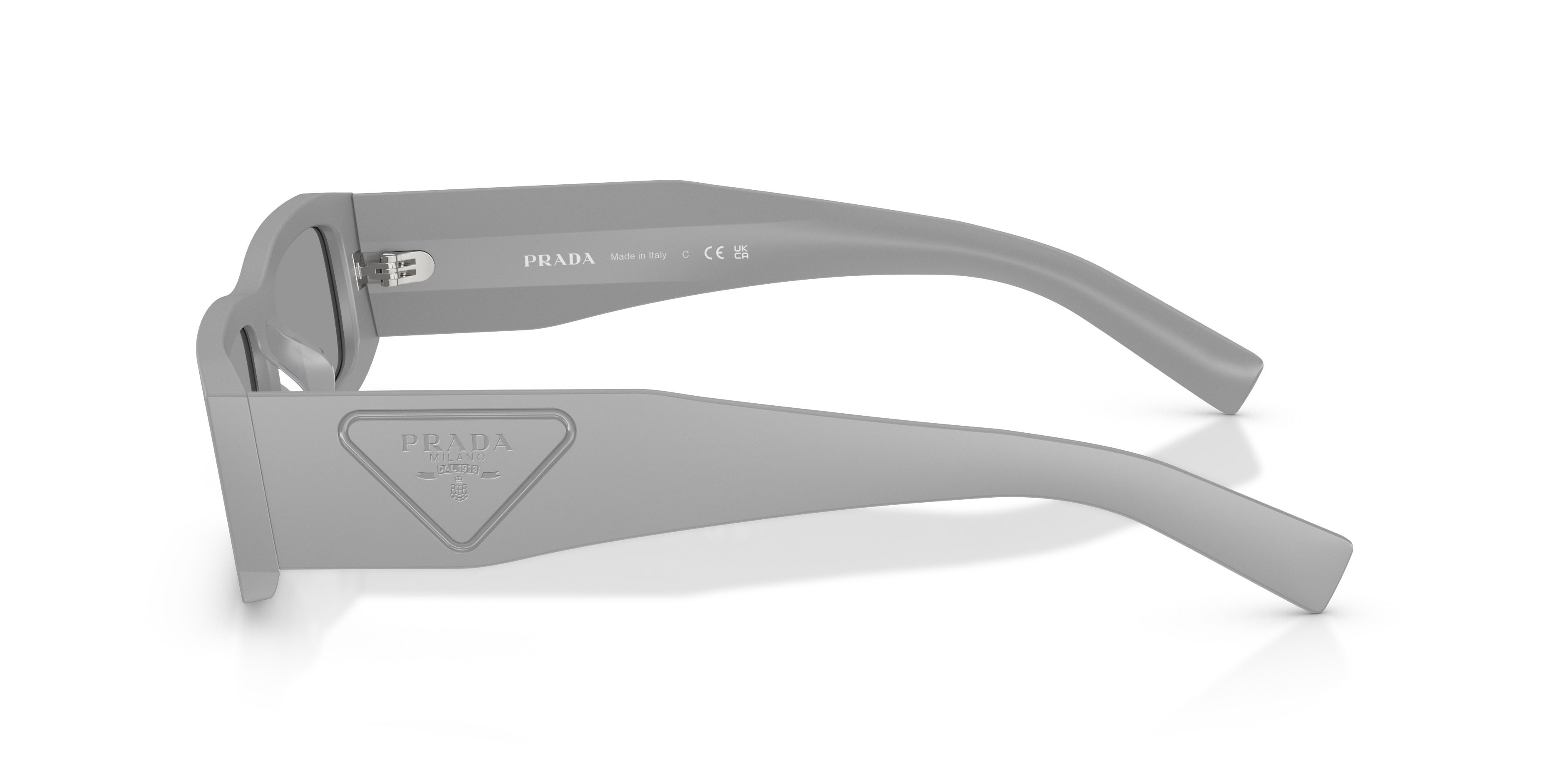 Occhiali da sole Prada PR D09SD (06K50Q) colore cemento opaco forma rettangolare lenti grigio
