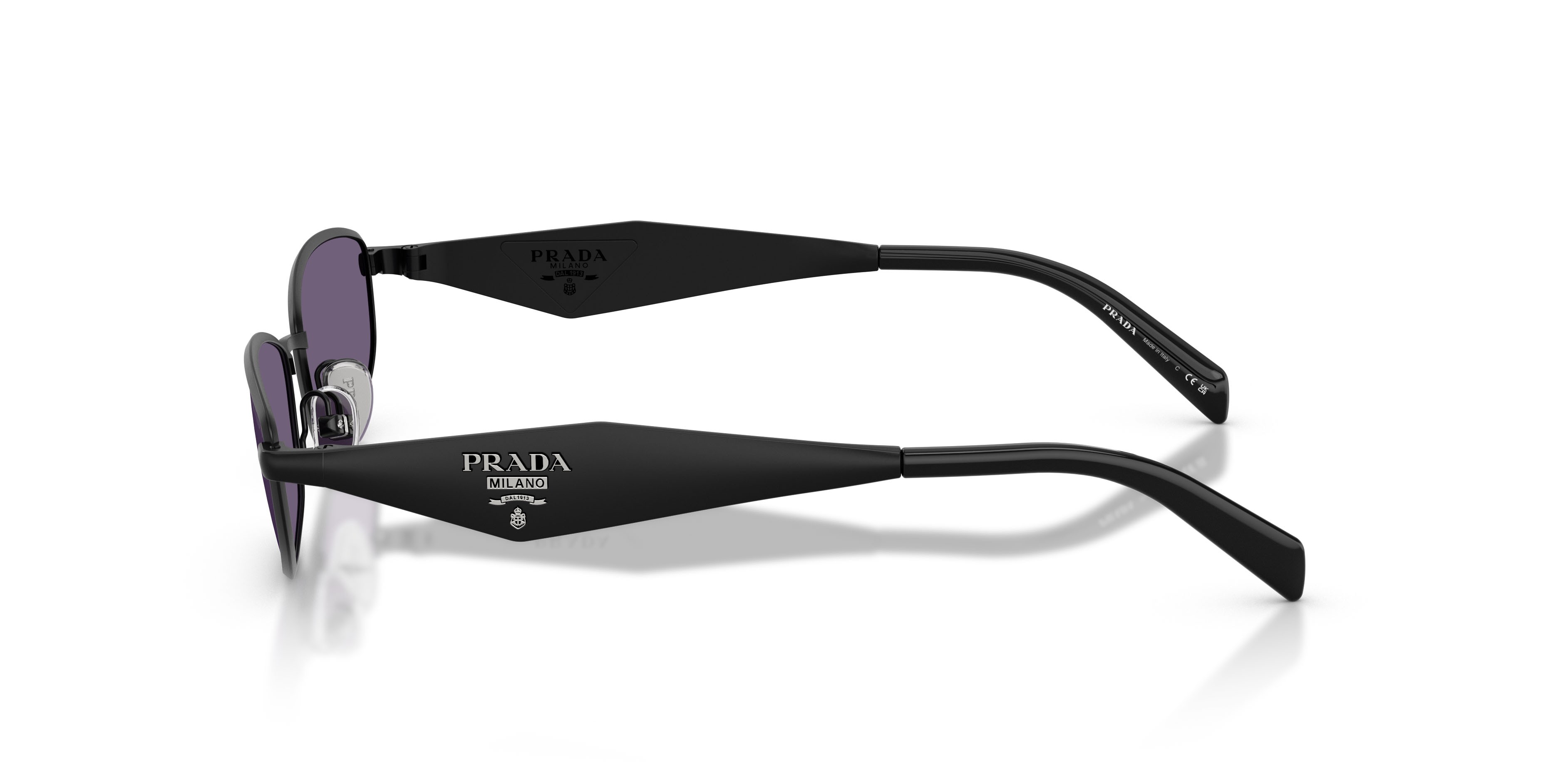 Occhiali da sole Prada PR D51S (7AB70W) colore nero satinato forma ovale lenti mora