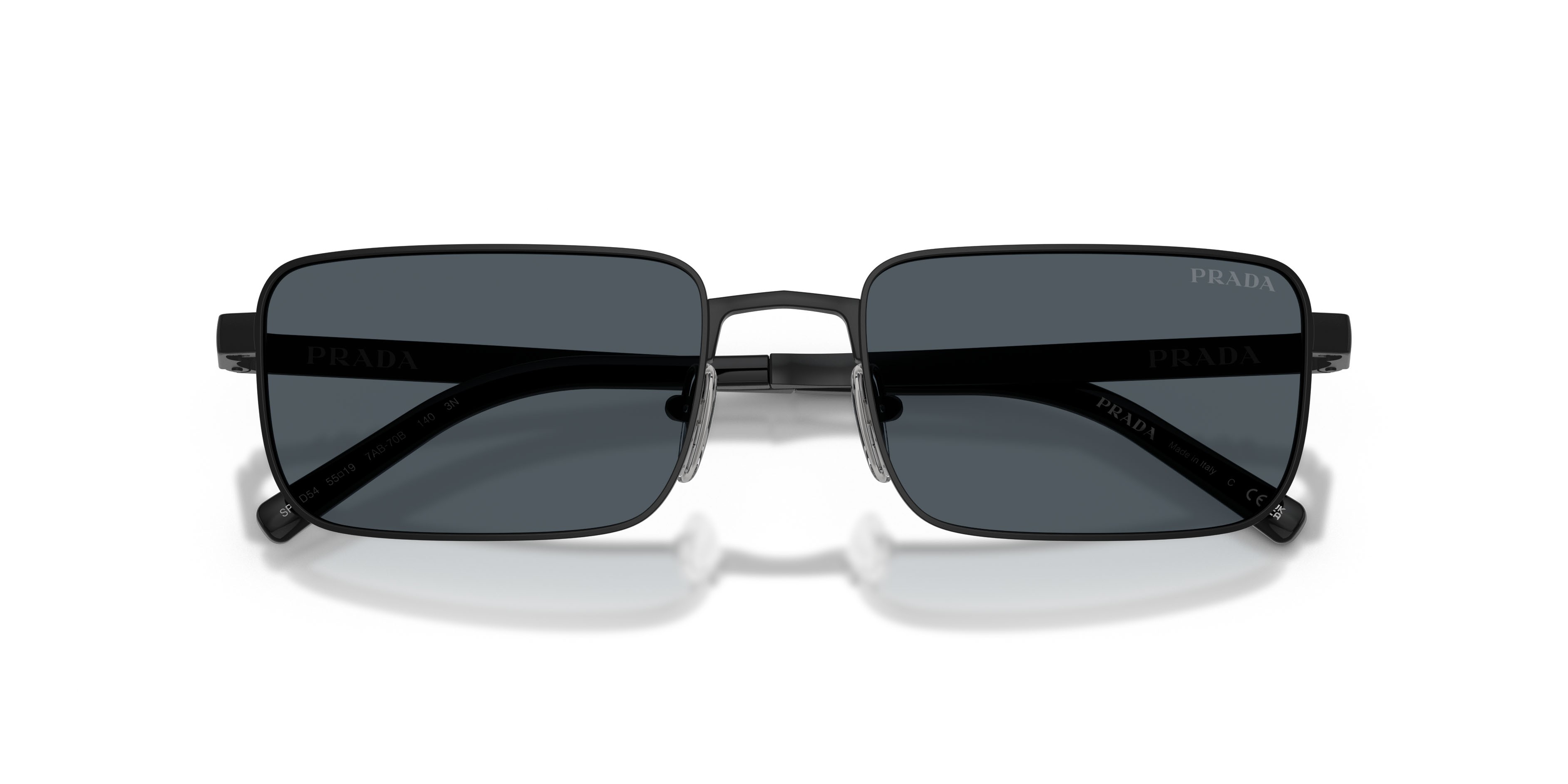 Occhiali da sole Prada PR D54S (7AB70B) colore nero satinato forma rettangolare lenti grigio scuro