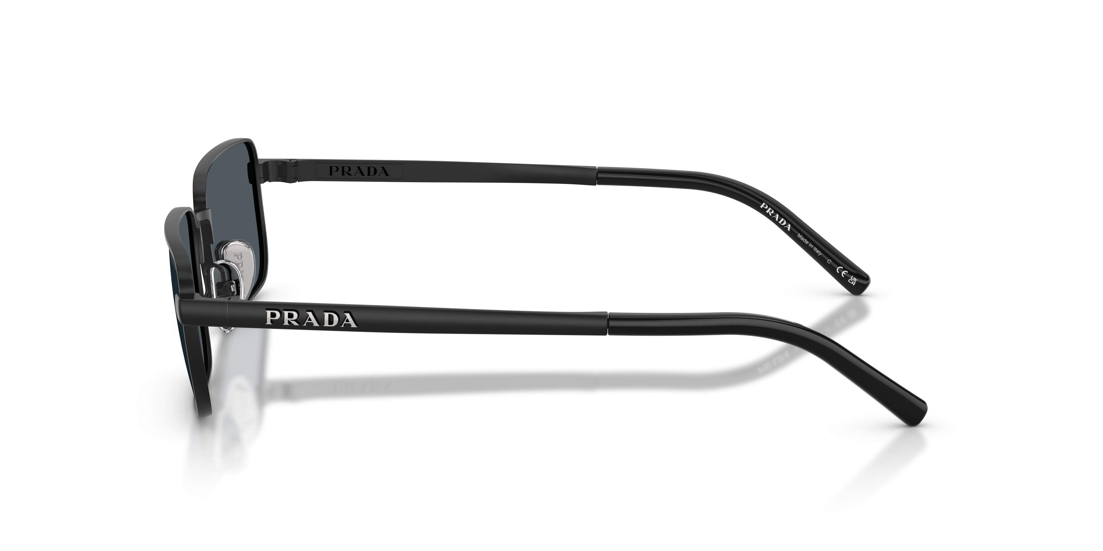 Occhiali da sole Prada PR D54S (7AB70B) colore nero satinato forma rettangolare lenti grigio scuro