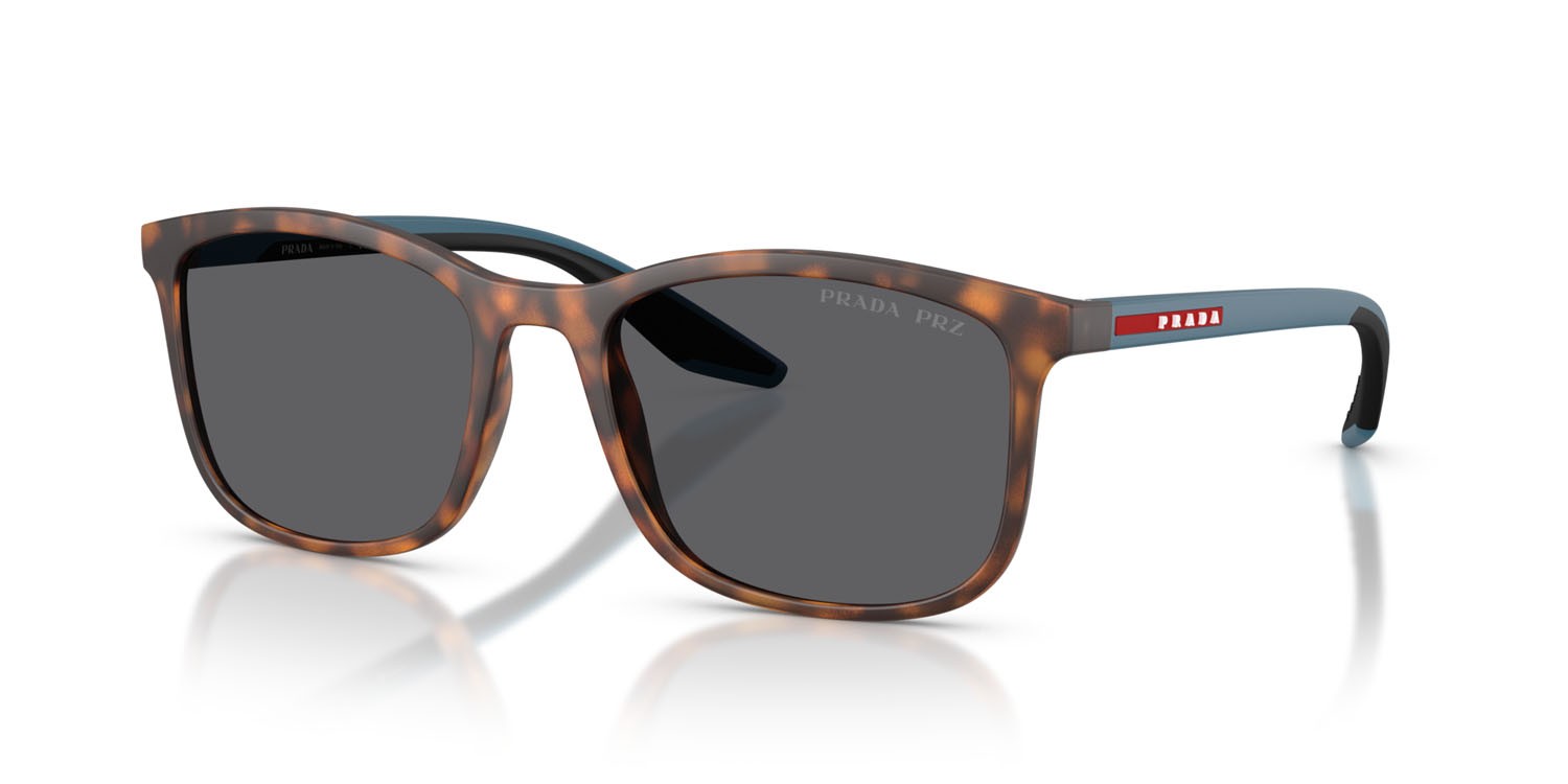Occhiali da sole Prada Linea Rossa PS A08S (U61144) colore havana effetto gommato forma quadrato lenti polar grigio