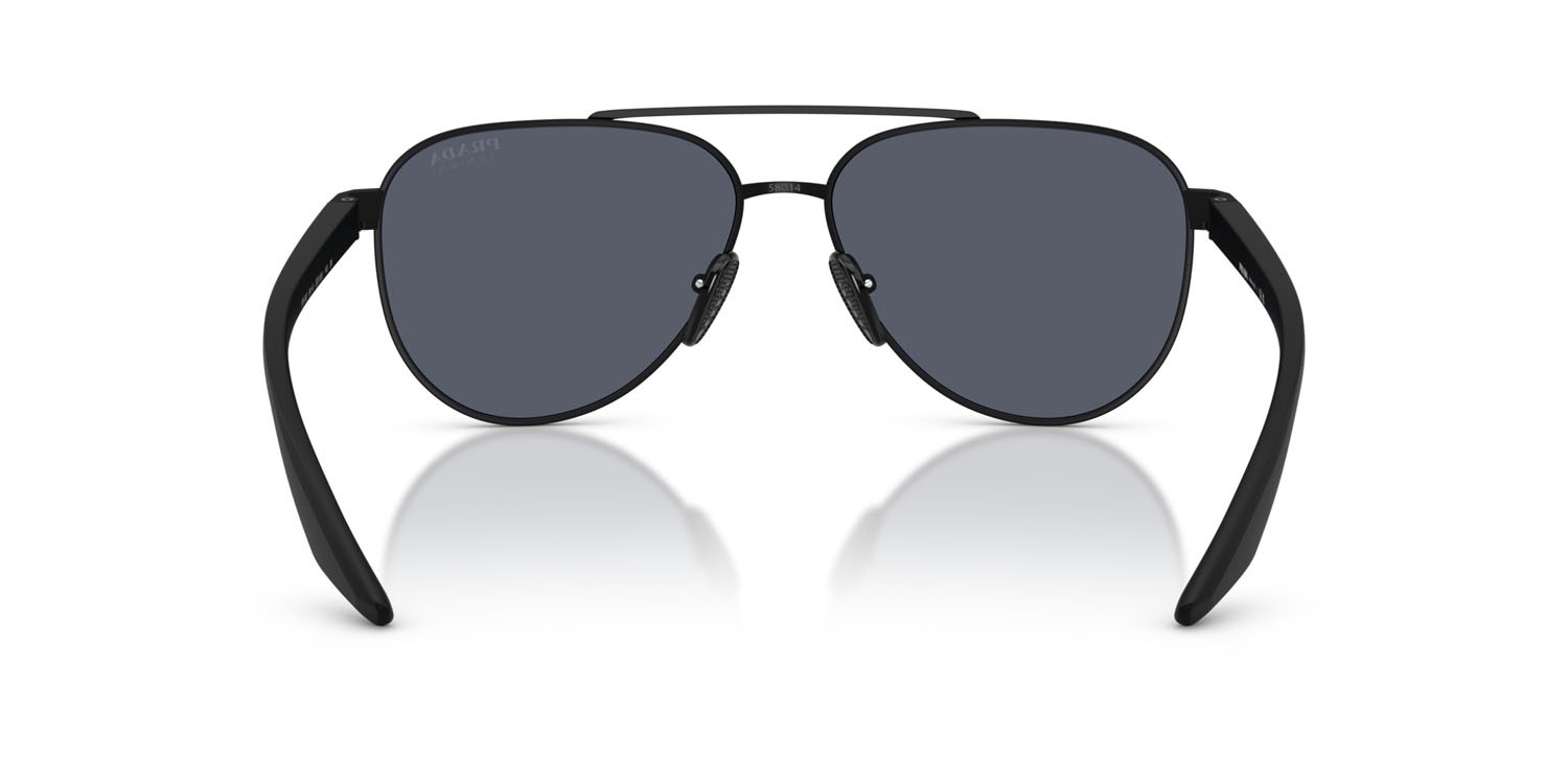 Occhiali da sole Prada Linea Rossa PS A52S (DG005U) colore nero effetto gommato forma aviator lenti blu scuro specchiata viola