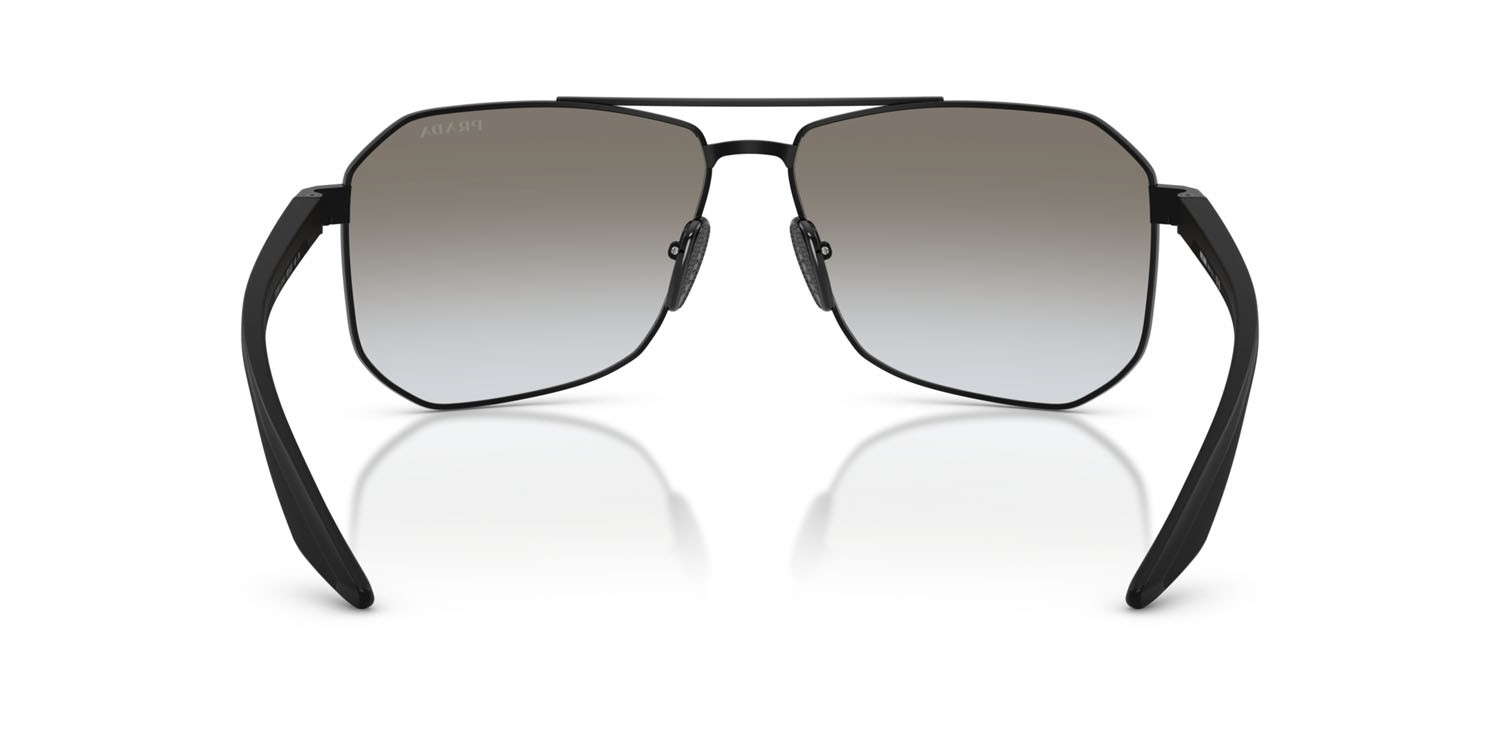 Occhiali da sole Prada Linea Rossa PS A53S (1BO5O0) colore nero opaco forma aviator lenti sfumato grigio