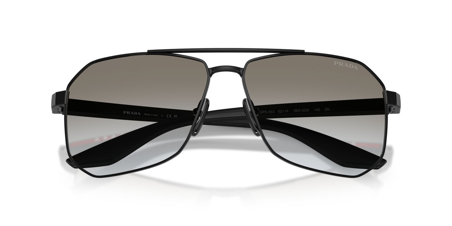 Occhiali da sole Prada Linea Rossa PS A53S (1BO5O0) colore nero opaco forma aviator lenti sfumato grigio