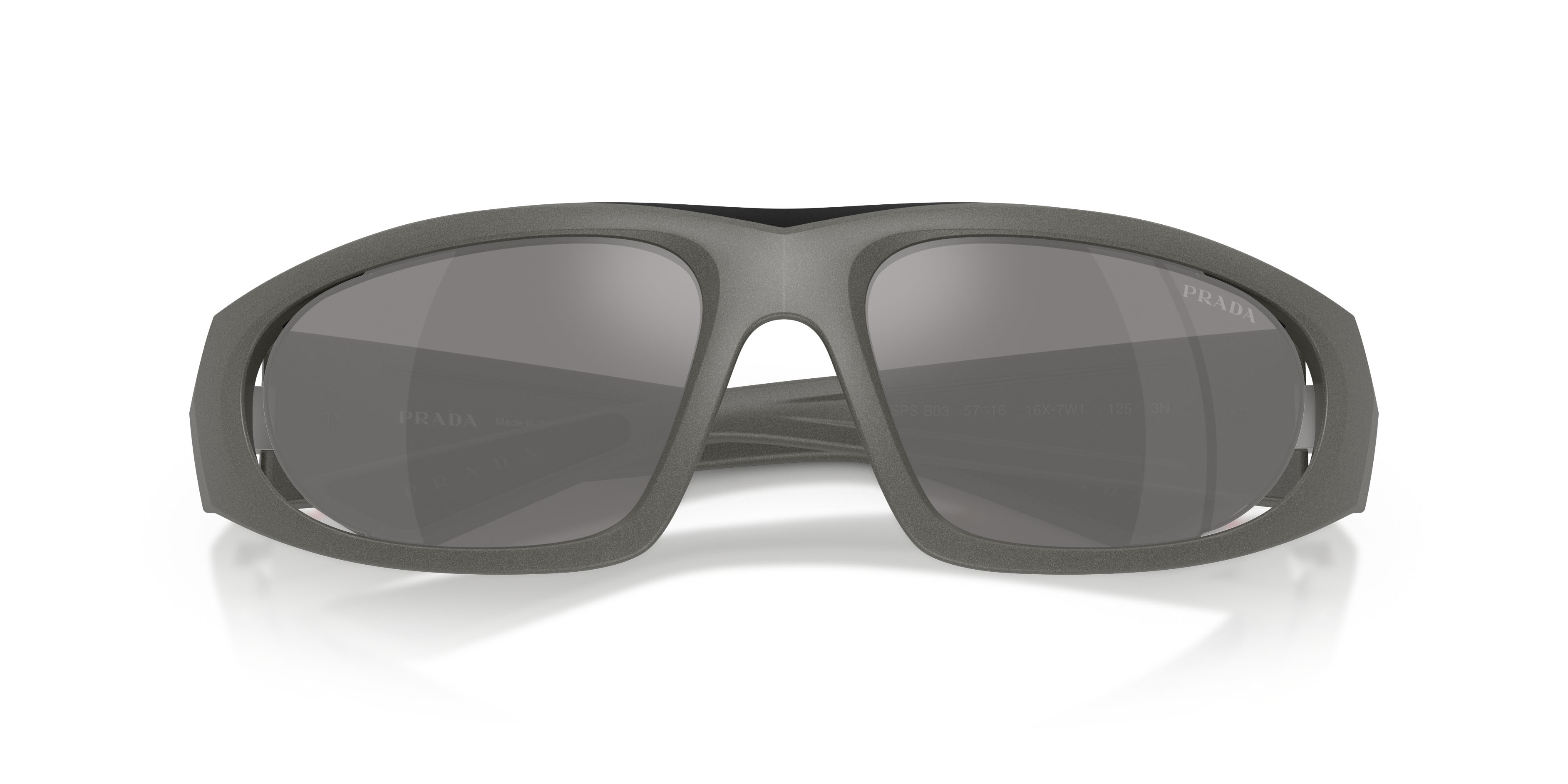 Occhiali da sole Prada Linea Rossa PS B03S (16X7W1) colore grigio metallizzato forma irregolare lenti grigio argento specchiato